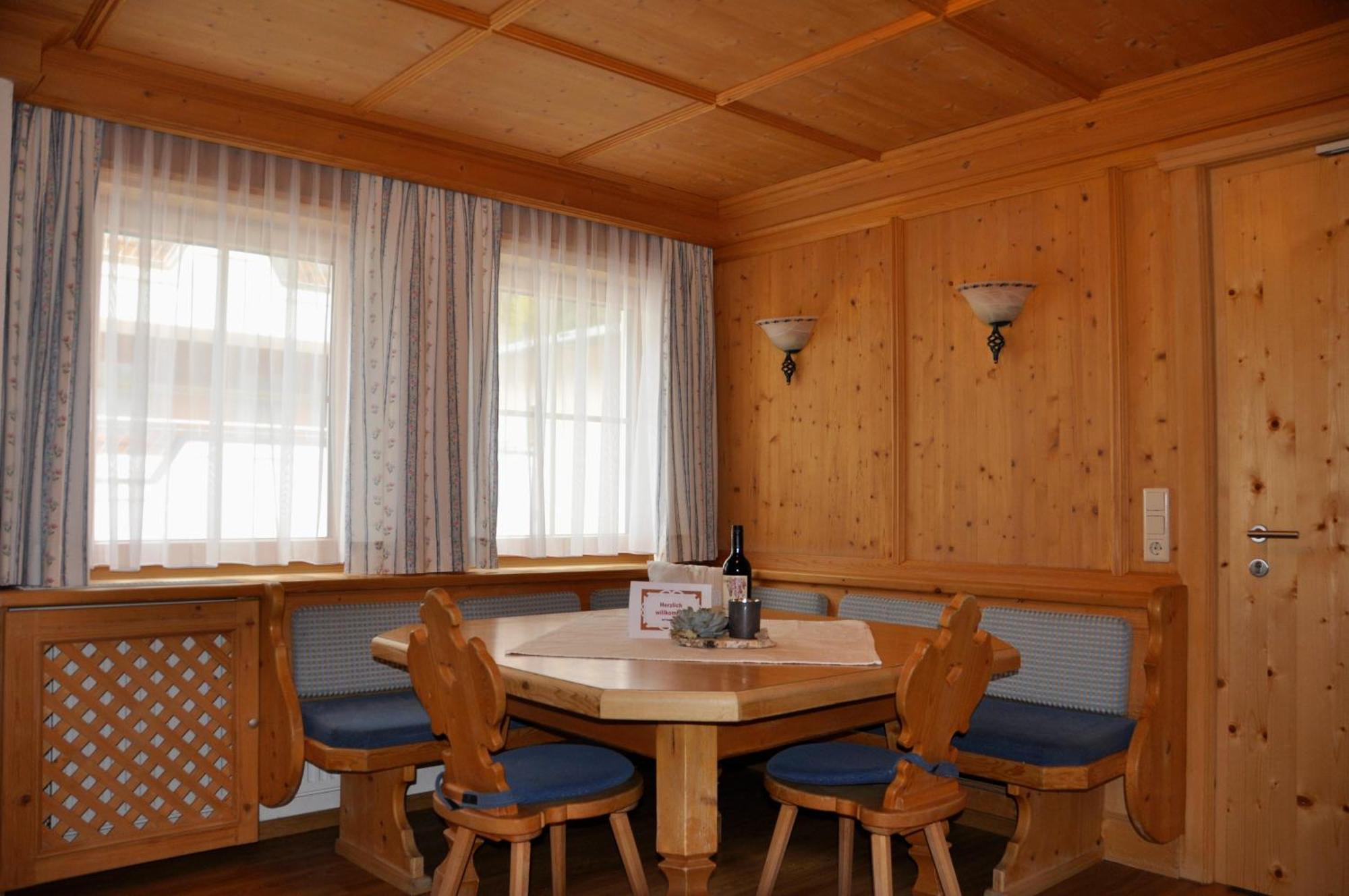 Saffretta Ferienwohnungen Ischgl Bagian luar foto