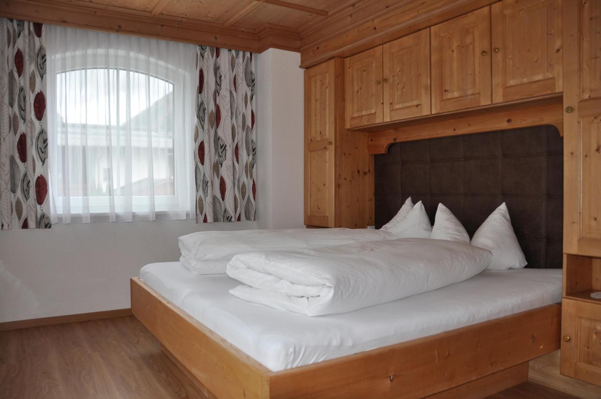 Saffretta Ferienwohnungen Ischgl Bagian luar foto