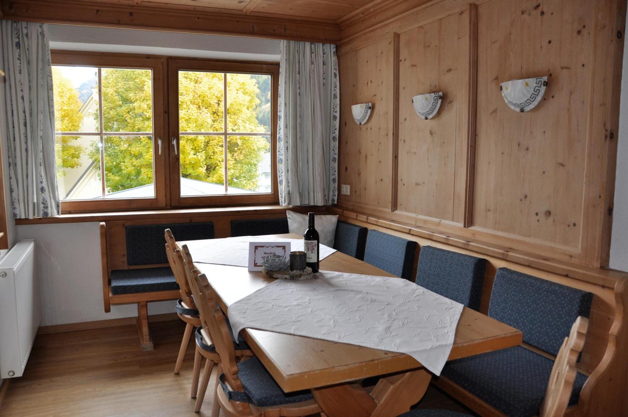 Saffretta Ferienwohnungen Ischgl Bagian luar foto